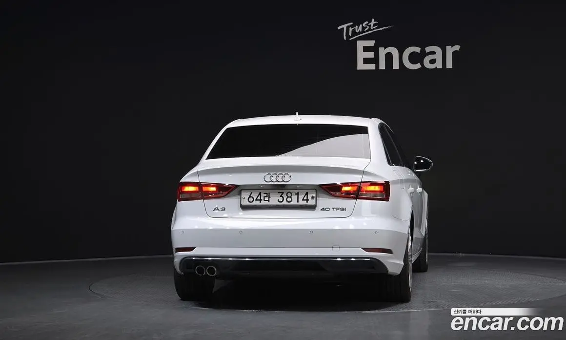 Audi A3 2018 2.0 автомат (гидро), фото 4 Audi A3 2018 2.0 автомат (гидро), фото 4