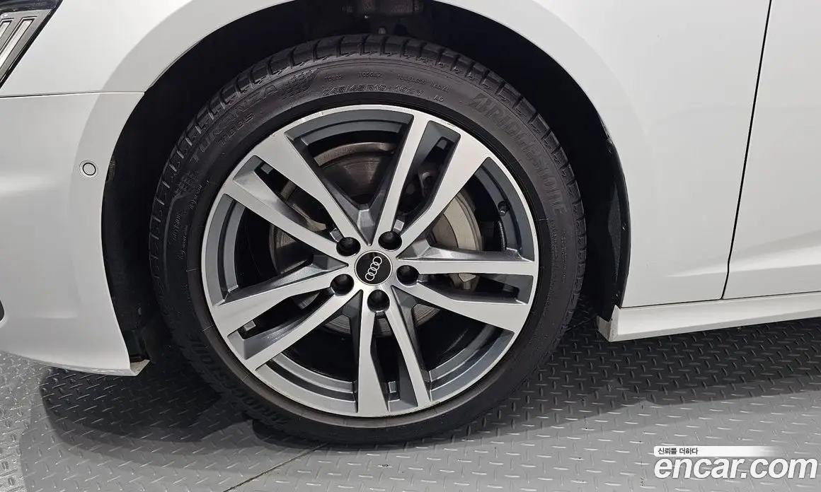 Audi A6 2023 2.0 автомат (гидро), фото 5 Audi A6 2023 2.0 автомат (гидро), фото 5