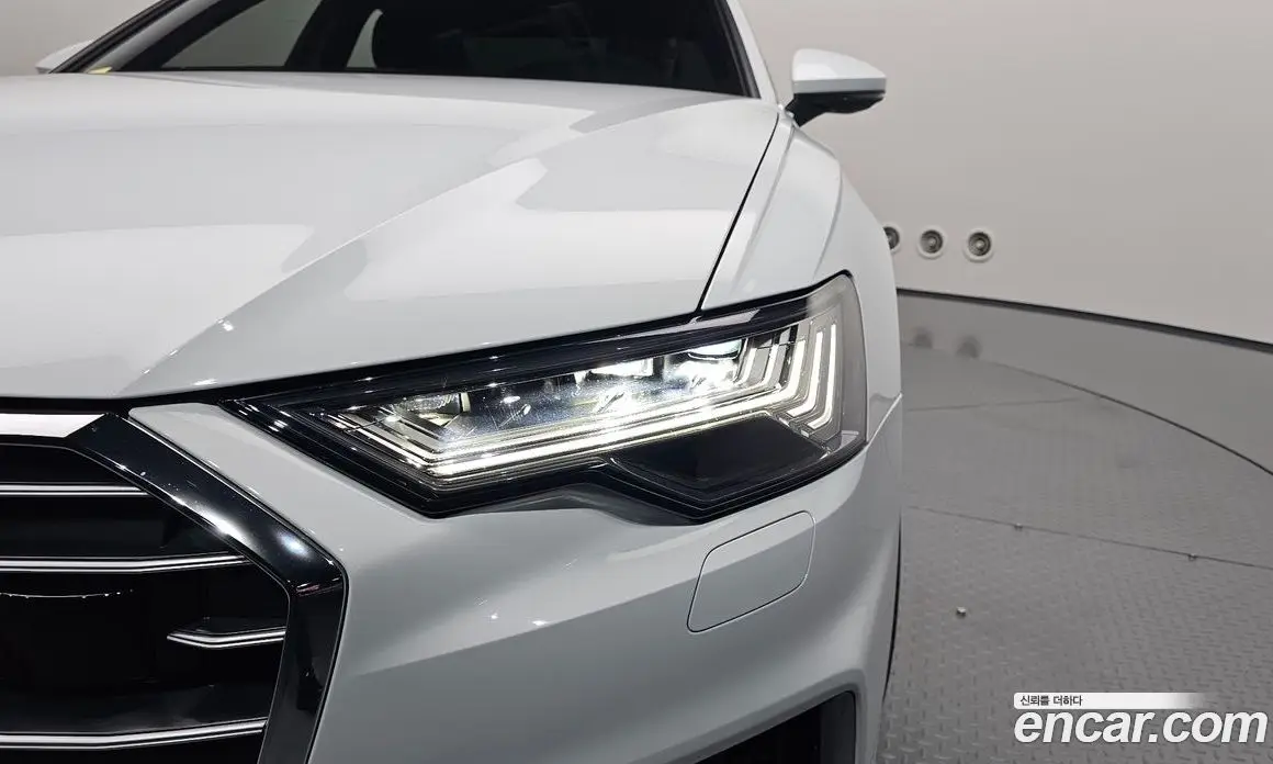 Audi A6 2023 2.0 автомат (гидро), фото 8 Audi A6 2023 2.0 автомат (гидро), фото 8
