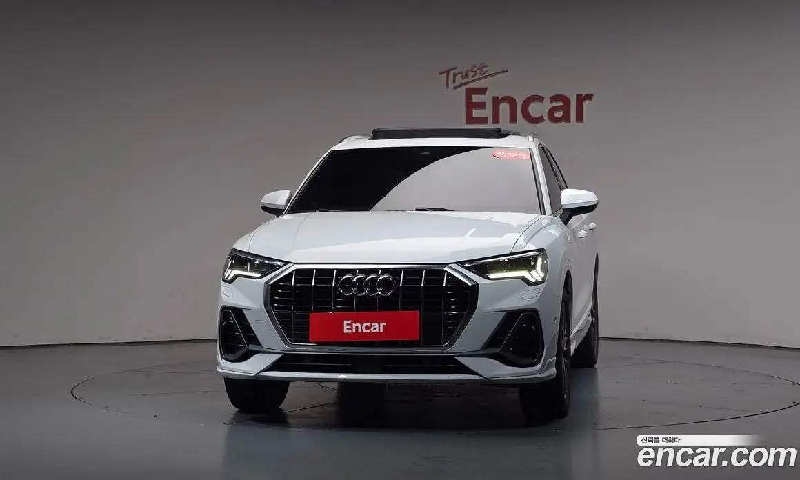Audi Q3 2023 2.0 автомат (гидро), фото 2 Audi Q3 2023 2.0 автомат (гидро), фото 2