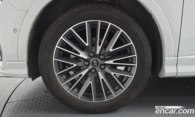 Audi Q3 2023 2.0 автомат (гидро), миниатюра 4 Audi Q3 2023 2.0 автомат (гидро), миниатюра 4