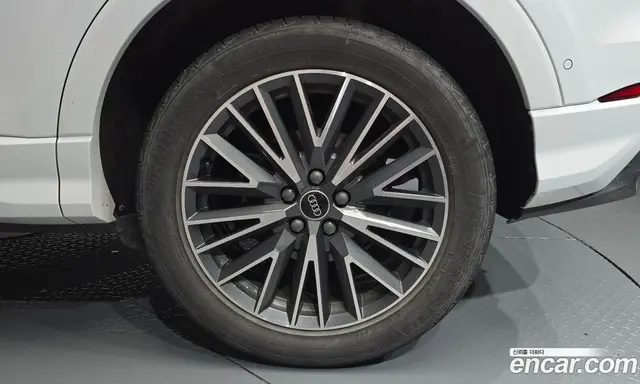 Audi Q3 2023 2.0 автомат (гидро), миниатюра 6 Audi Q3 2023 2.0 автомат (гидро), миниатюра 6