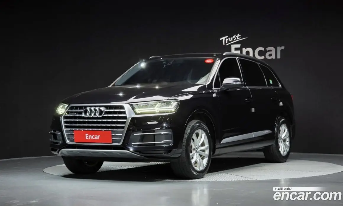 Audi Q7 2019 2.0 автомат (гидро), фото 1 Audi Q7 2019 2.0 автомат (гидро), фото 1