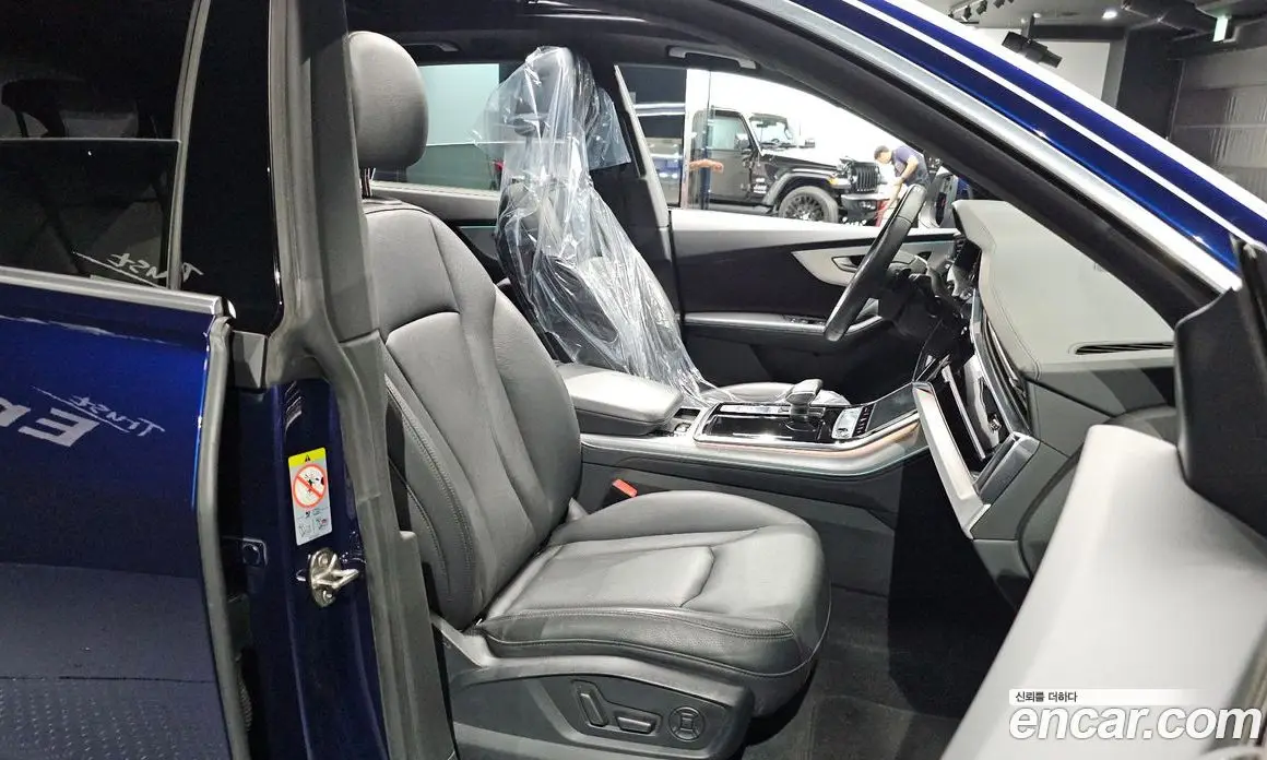 Audi Q8 2020 3.0 автомат (гидро), фото 18 Audi Q8 2020 3.0 автомат (гидро), фото 18
