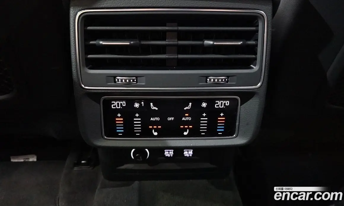Audi Q8 2020 3.0 автомат (гидро), фото 23 Audi Q8 2020 3.0 автомат (гидро), фото 23