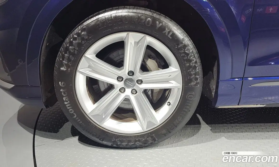 Audi Q8 2020 3.0 автомат (гидро), фото 5 Audi Q8 2020 3.0 автомат (гидро), фото 5