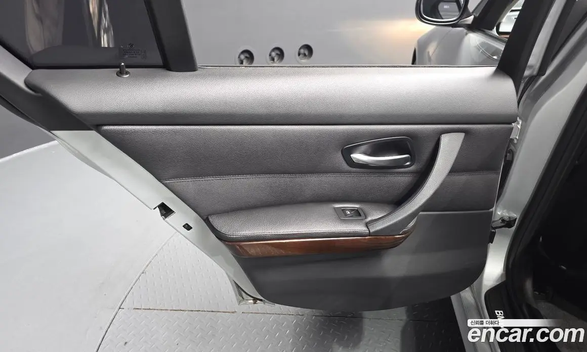 BMW 3 серия 2011 2.0 автомат (гидро), фото 14
