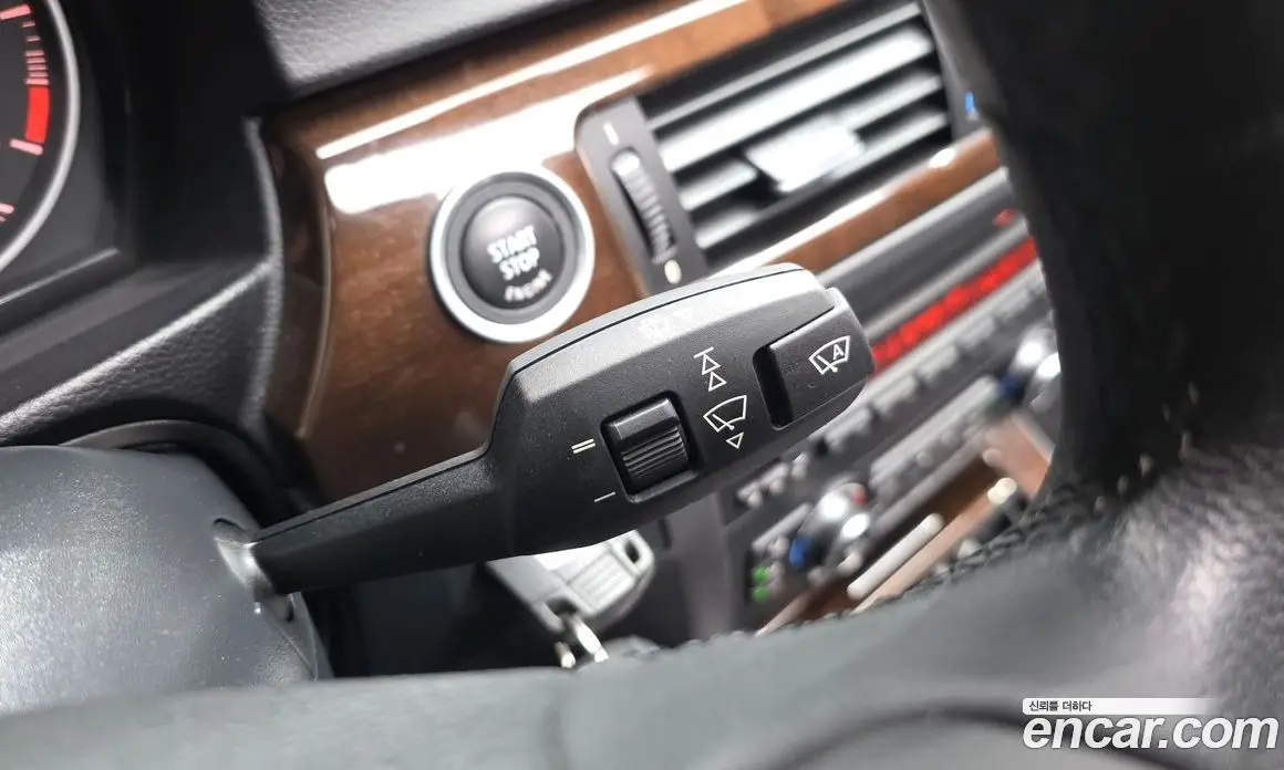 BMW 3 серия 2011 2.0 автомат (гидро), фото 22