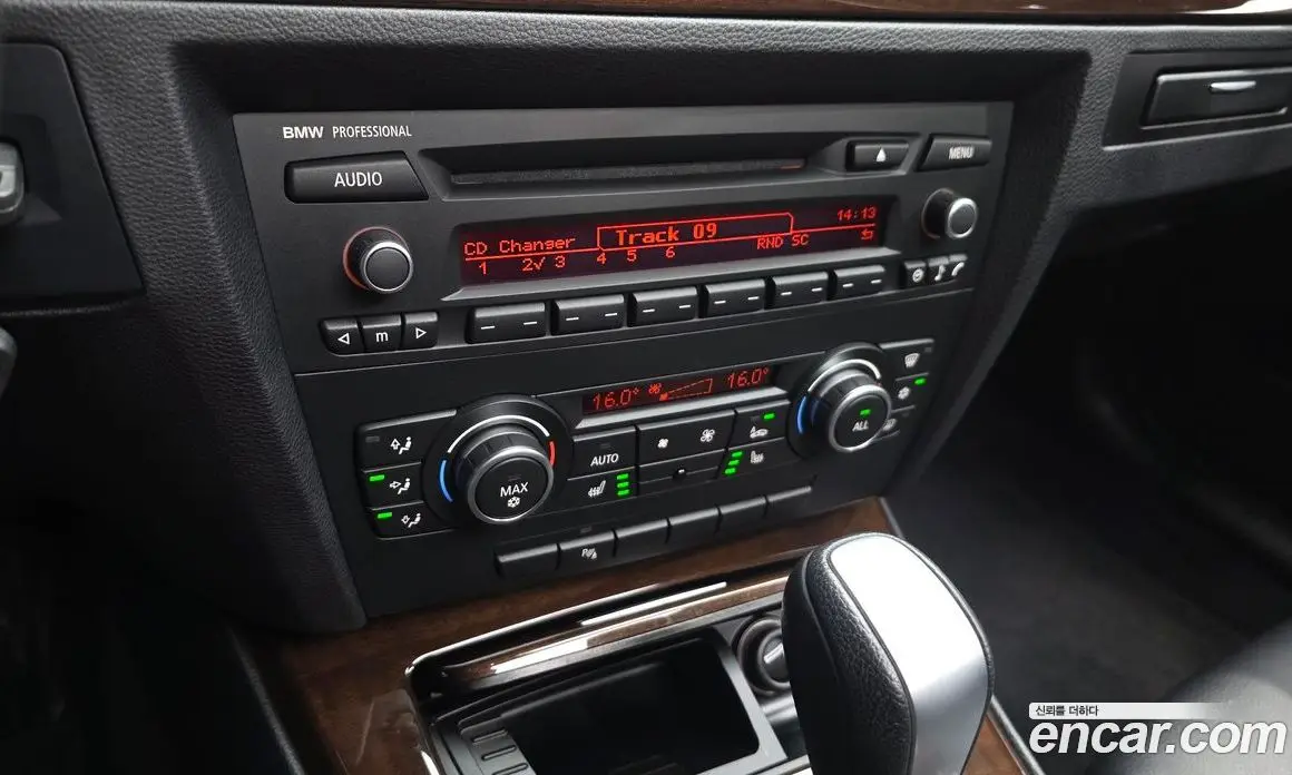 BMW 3 серия 2011 2.0 автомат (гидро), фото 26