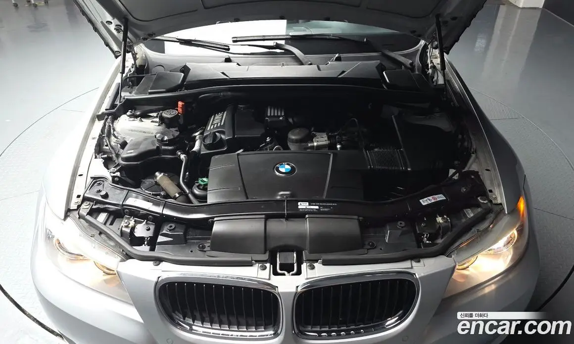 BMW 3 серия 2011 2.0 автомат (гидро), фото 5