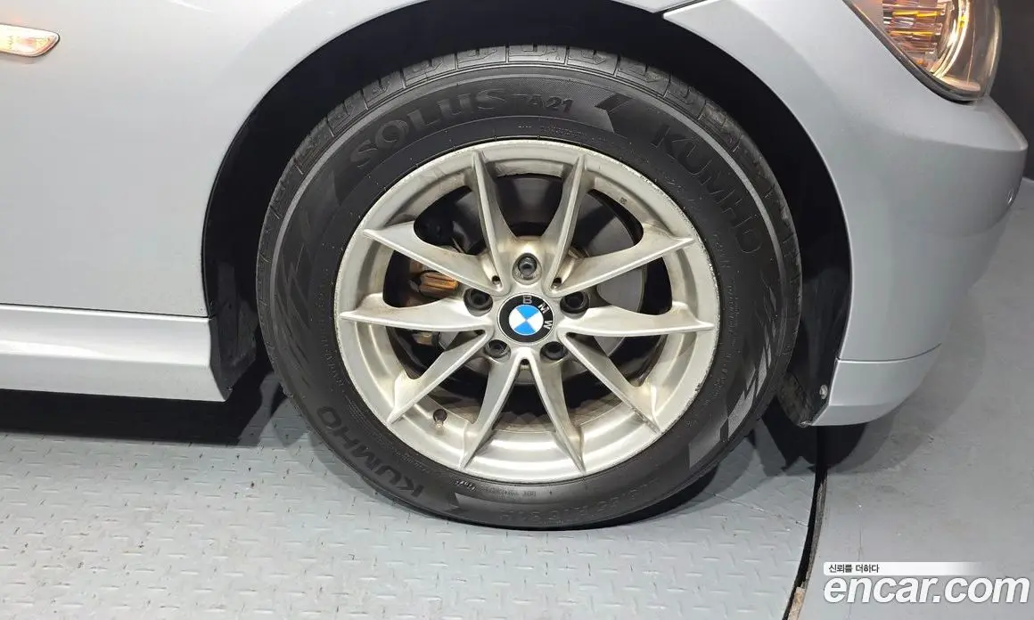 BMW 3 серия 2011 2.0 автомат (гидро), фото 6