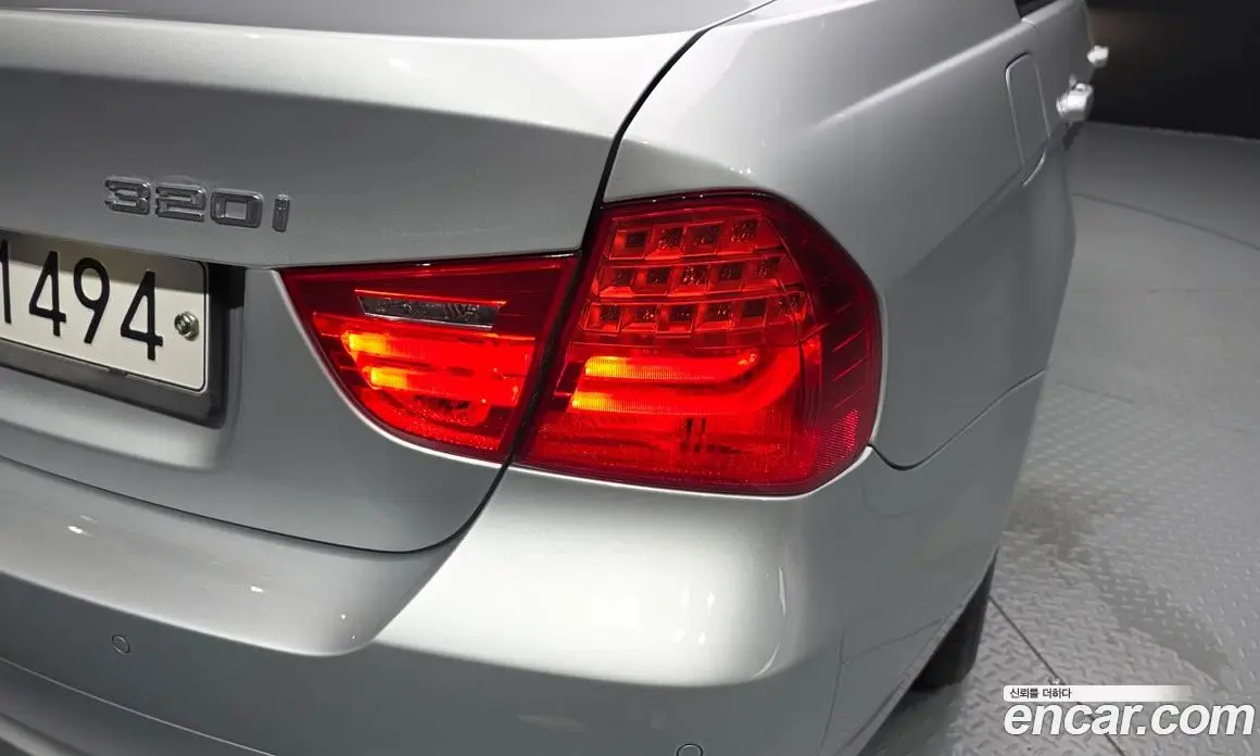 BMW 3 серия 2011 2.0 автомат (гидро), фото 8