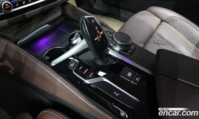 BMW 5 серия 2018 2.0 автомат (гидро), миниатюра 12