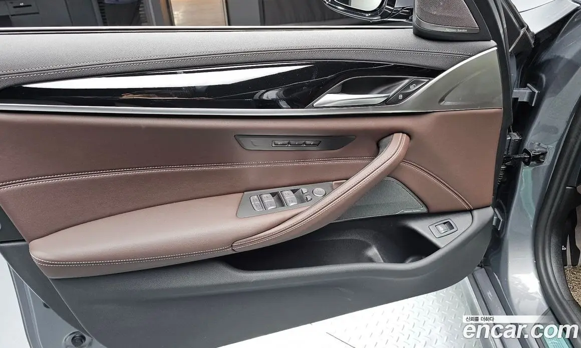 BMW 5 серия 2023 2.0 автомат (гидро), фото 14