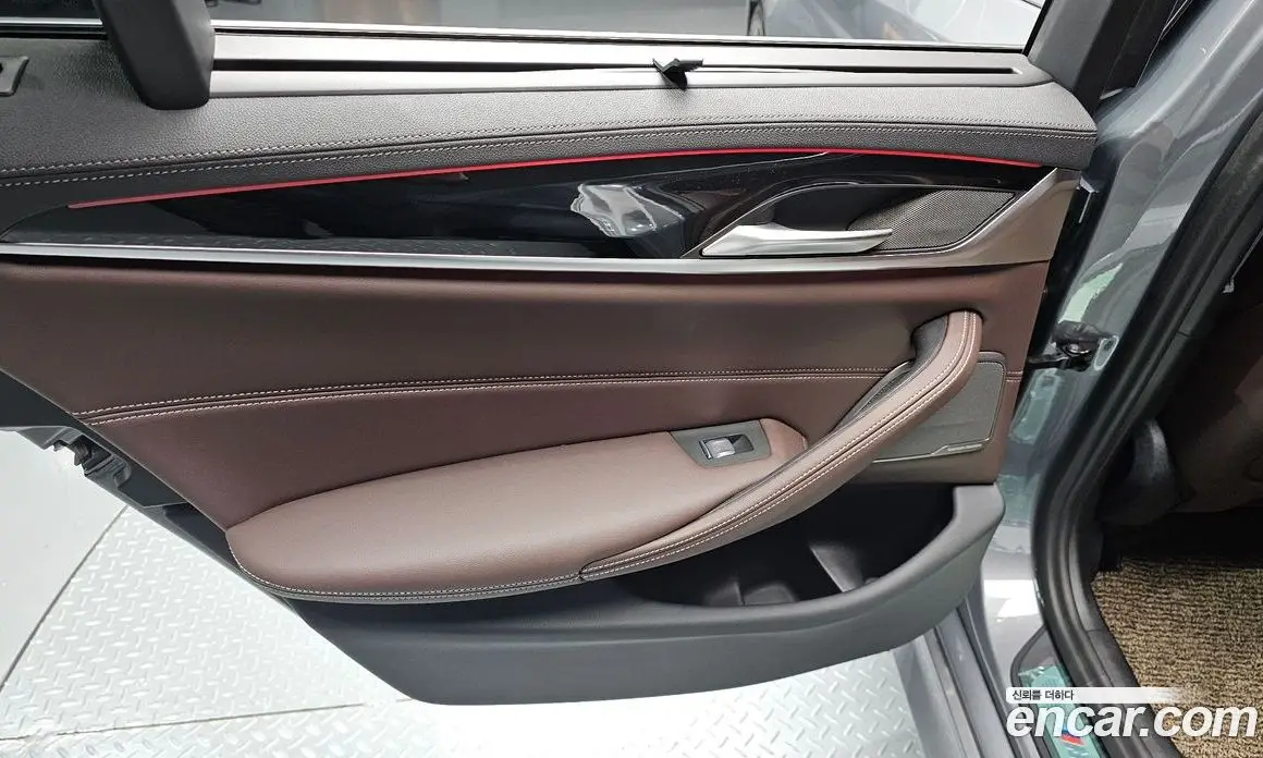 BMW 5 серия 2023 2.0 автомат (гидро), фото 15