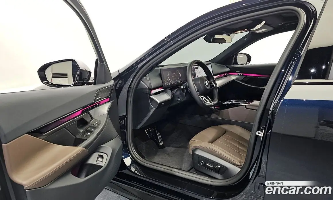 BMW 5 серия 2025 2.0 автомат (гидро), фото 10 BMW 5 серия 2025 2.0 автомат (гидро), фото 10
