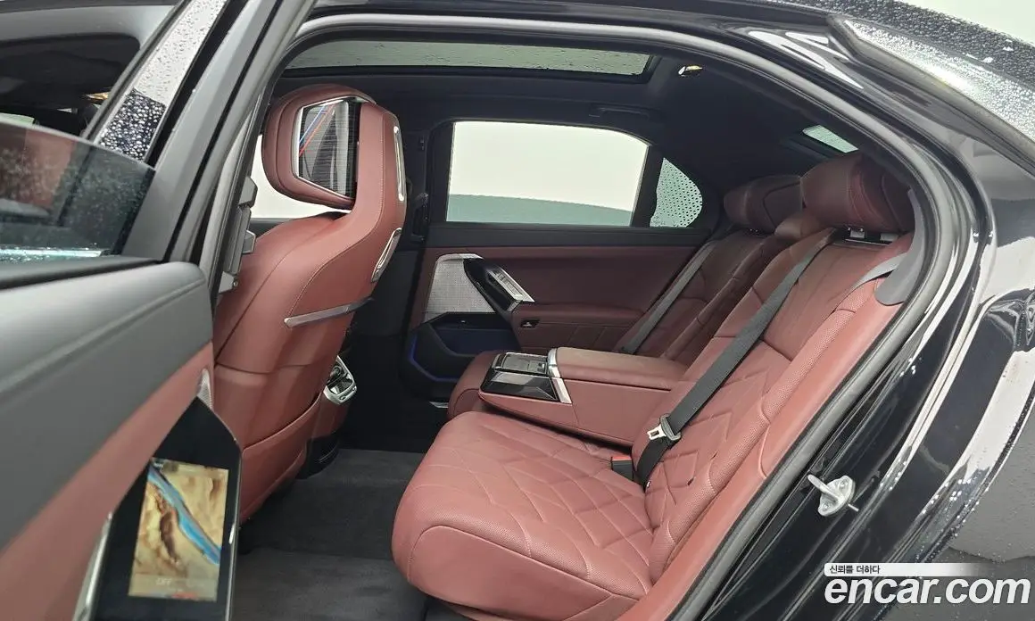 BMW i7 2025 0.3 автомат (гидро), фото 18 BMW i7 2025 0.3 автомат (гидро), фото 18