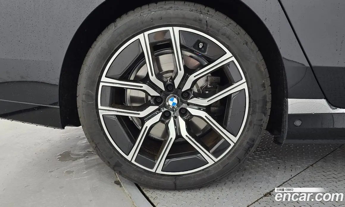 BMW i7 2025 0.3 автомат (гидро), фото 5 BMW i7 2025 0.3 автомат (гидро), фото 5