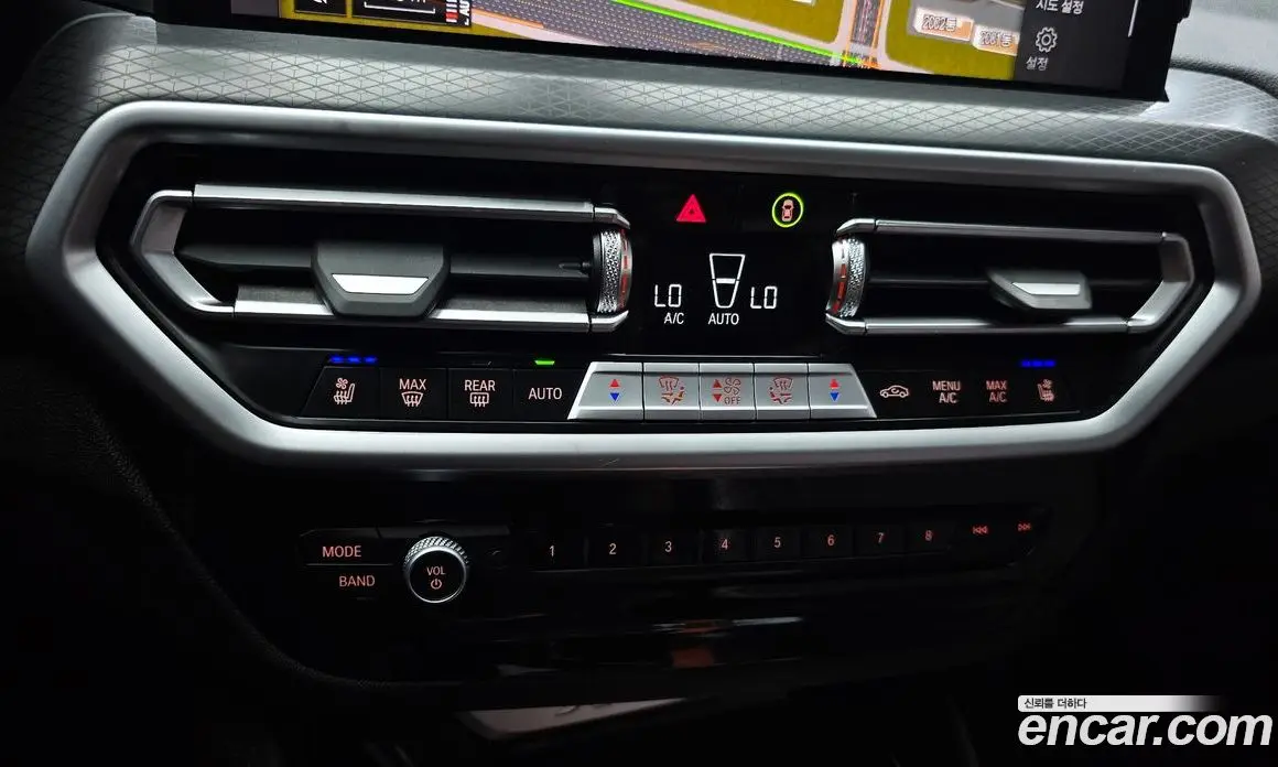 BMW X4 2025 2.0 автомат (гидро), фото 30