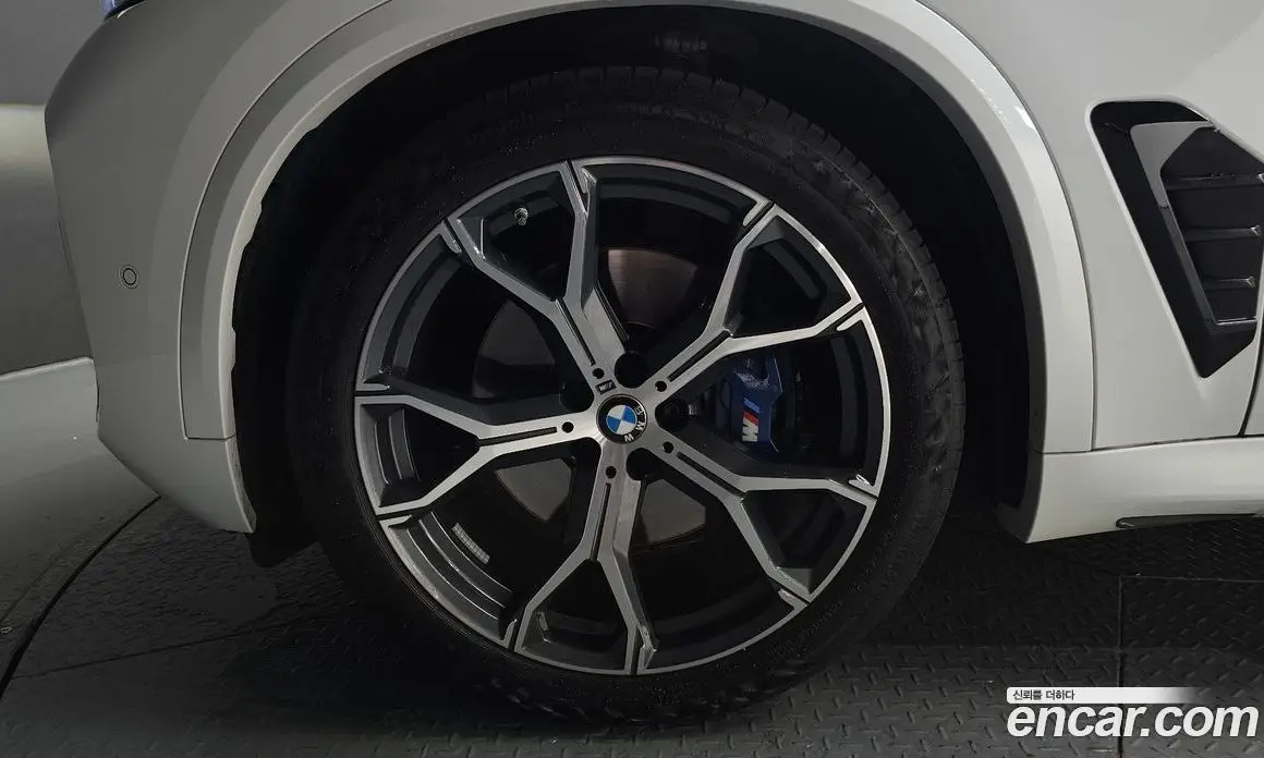 BMW X5 2025 3.0 автомат (гидро), фото 5 BMW X5 2025 3.0 автомат (гидро), фото 5