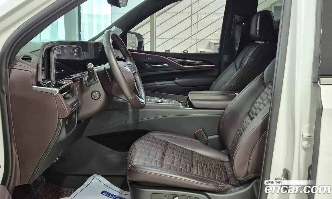 Cadillac Escalade 2023 6.2 автомат (гидро), фото 12 Cadillac Escalade 2023 6.2 автомат (гидро), фото 12