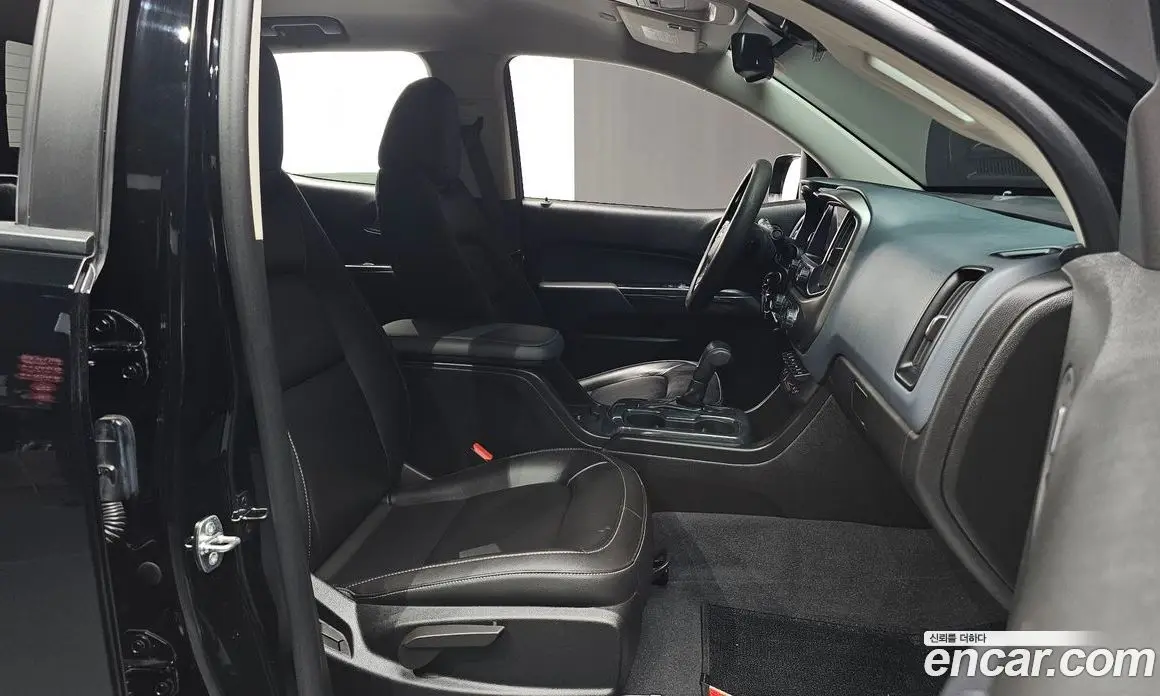 Chevrolet Colorado 2021 3.6 автомат (гидро), фото 10