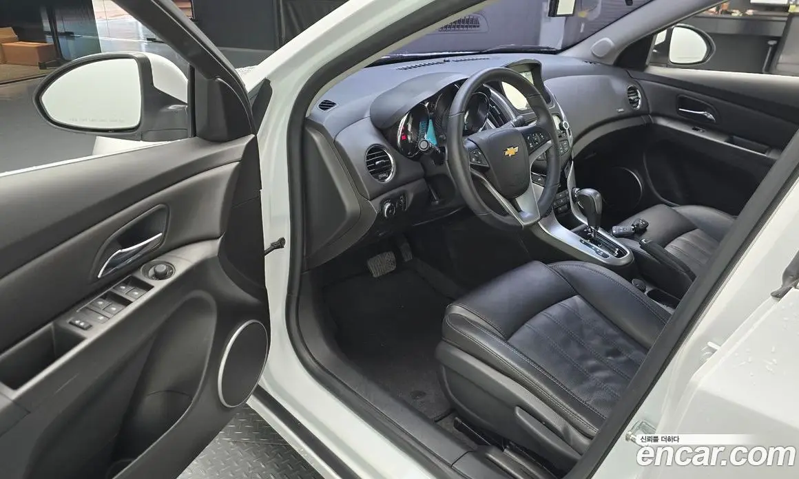 Chevrolet Cruze 2015 1.8 автомат (гидро), фото 13 Chevrolet Cruze 2015 1.8 автомат (гидро), фото 13