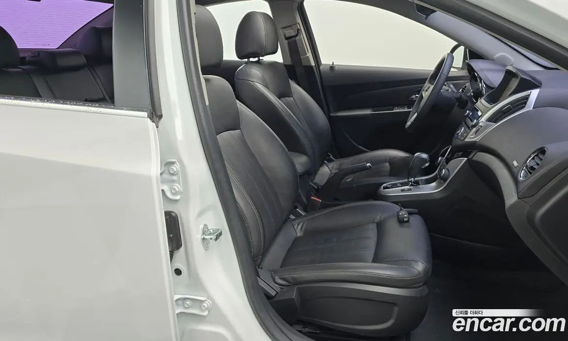 Chevrolet Cruze 2015 1.8 автомат (гидро), фото 16 Chevrolet Cruze 2015 1.8 автомат (гидро), фото 16