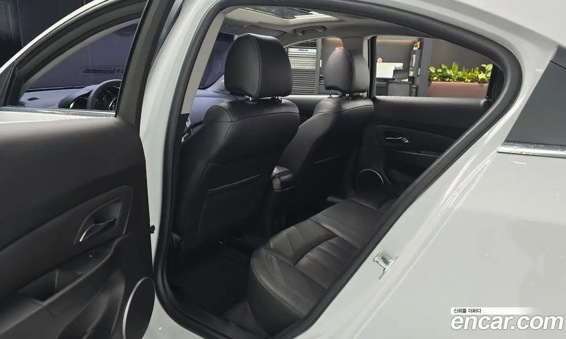 Chevrolet Cruze 2015 1.8 автомат (гидро), фото 17 Chevrolet Cruze 2015 1.8 автомат (гидро), фото 17
