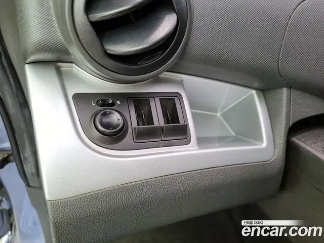 Chevrolet Spark 2014 1.0 автомат (гидро), миниатюра 12