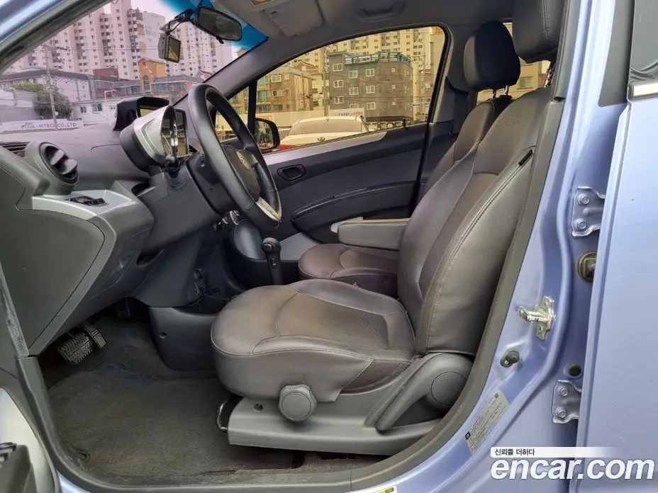 Chevrolet Spark 2014 1.0 автомат (гидро), фото 6 Chevrolet Spark 2014 1.0 автомат (гидро), фото 6