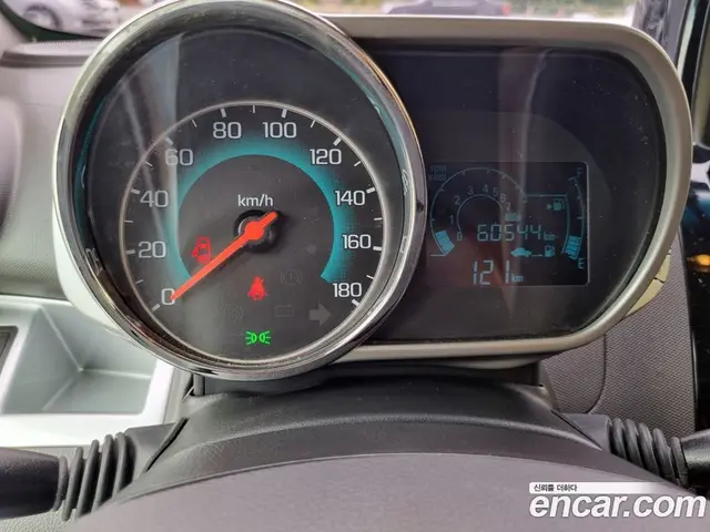 Chevrolet Spark 2014 1.0 автомат (гидро), миниатюра 10 Chevrolet Spark 2014 1.0 автомат (гидро), миниатюра 10
