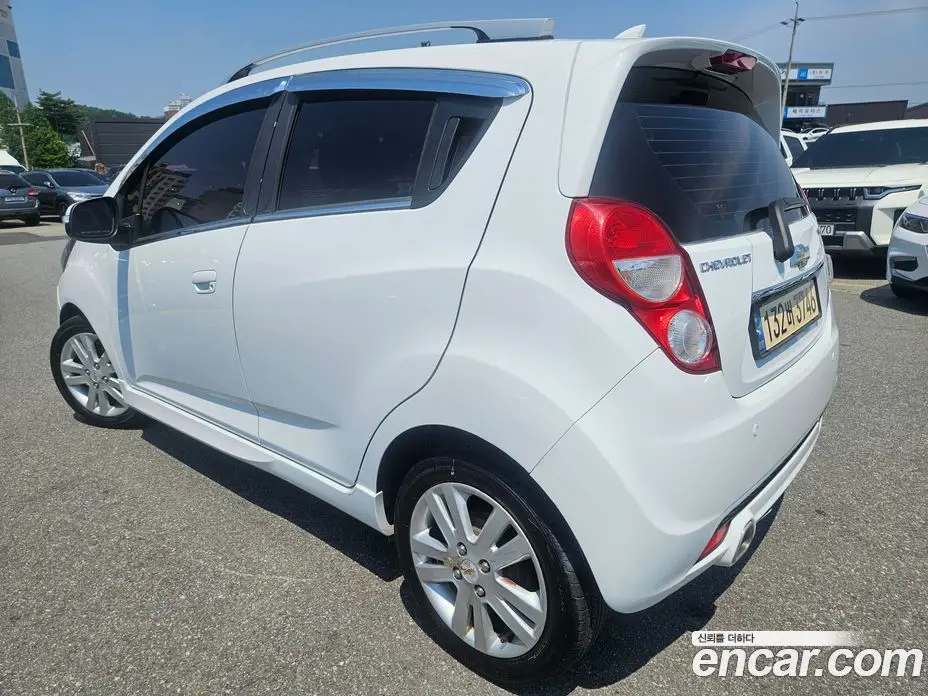 Chevrolet Spark 2014 1.0 автомат (гидро), фото 12