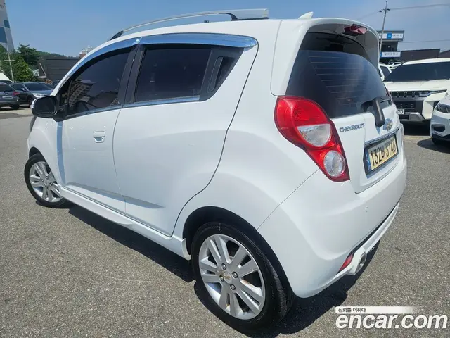 Chevrolet Spark 2014 1.0 автомат (гидро), миниатюра 12