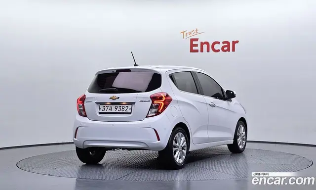 Chevrolet Spark 2019 1.0 автомат (гидро), миниатюра 2 Chevrolet Spark 2019 1.0 автомат (гидро), миниатюра 2
