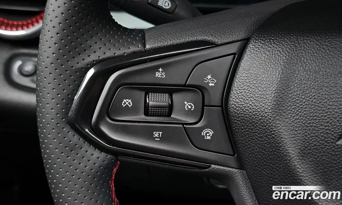 Chevrolet Trax 2023 1.2 автомат (гидро), фото 13
