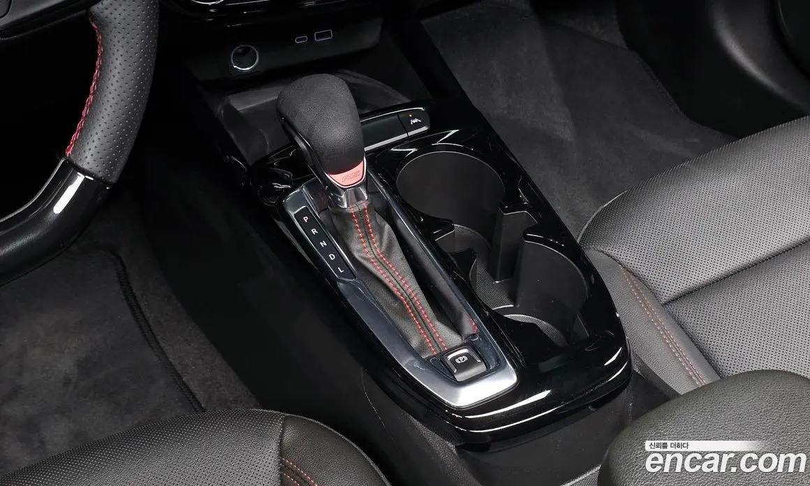 Chevrolet Trax 2023 1.2 автомат (гидро), фото 9