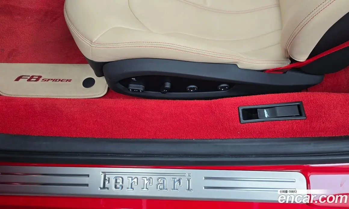 Ferrari F8 2022 3.9 автомат (гидро), фото 17 Ferrari F8 2022 3.9 автомат (гидро), фото 17