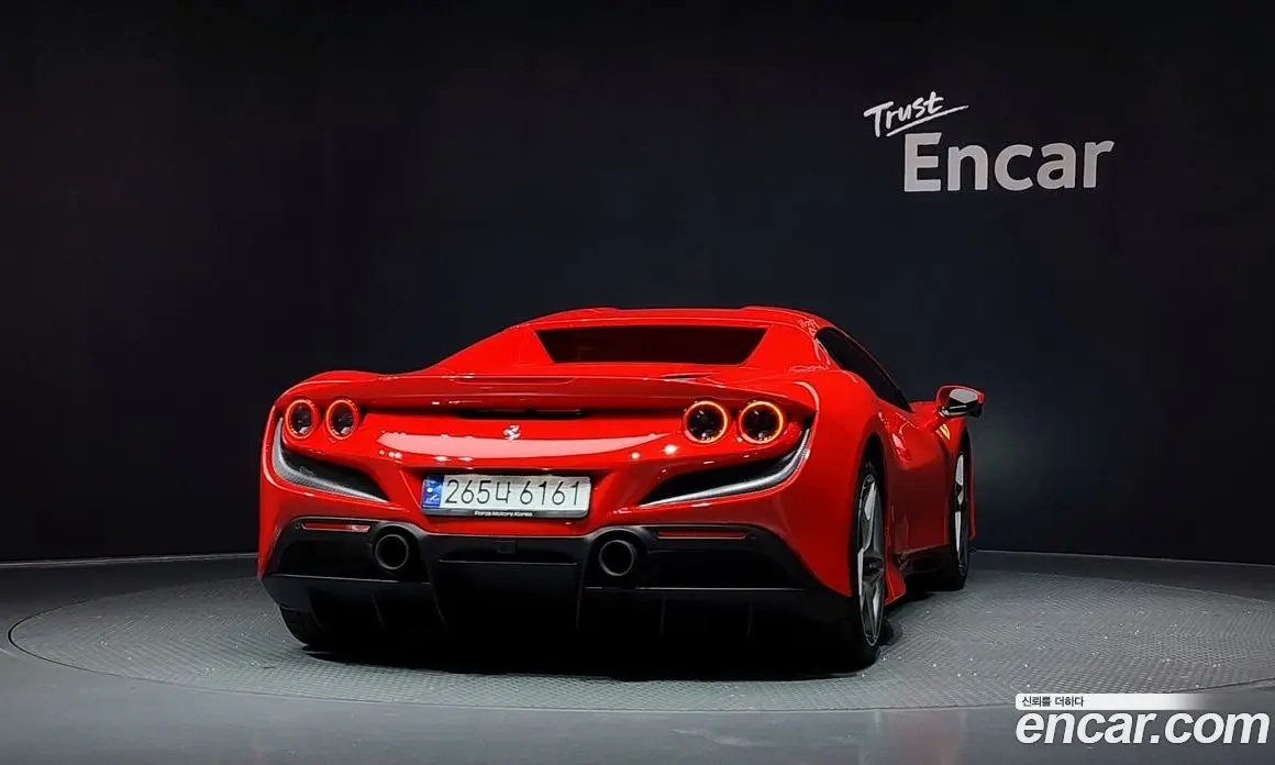 Ferrari F8 2022 3.9 автомат (гидро), фото 4 Ferrari F8 2022 3.9 автомат (гидро), фото 4