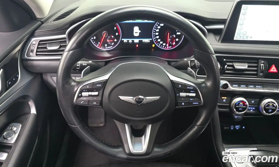 Genesis G70 2017 2.0 автомат (гидро), фото 21 Genesis G70 2017 2.0 автомат (гидро), фото 21