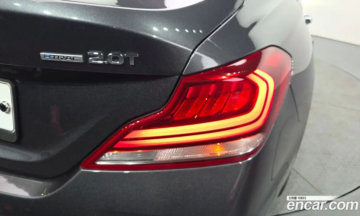 Genesis G70 2017 2.0 автомат (гидро), фото 9 Genesis G70 2017 2.0 автомат (гидро), фото 9