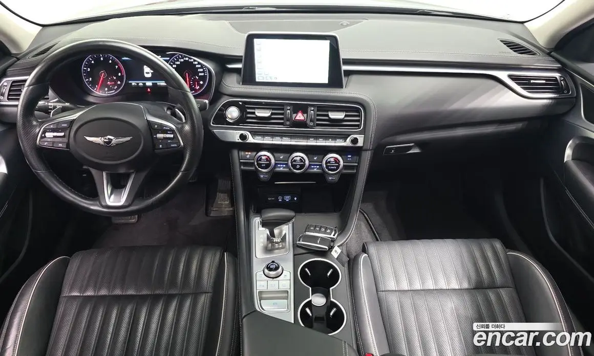 Genesis G70 2017 2.0 автомат (гидро), фото 10 Genesis G70 2017 2.0 автомат (гидро), фото 10