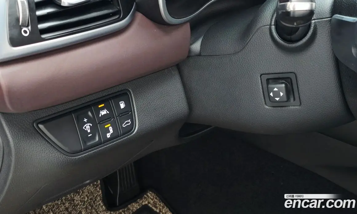 Genesis G70 2018 2.0 автомат (гидро), фото 25 Genesis G70 2018 2.0 автомат (гидро), фото 25