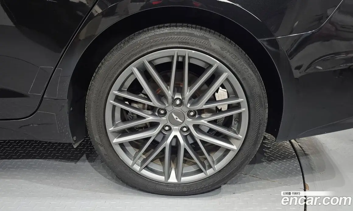 Genesis G70 2018 2.0 автомат (гидро), фото 7 Genesis G70 2018 2.0 автомат (гидро), фото 7