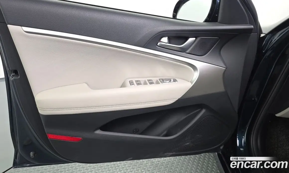 Genesis G70 2021 2.0 автомат (гидро), фото 14