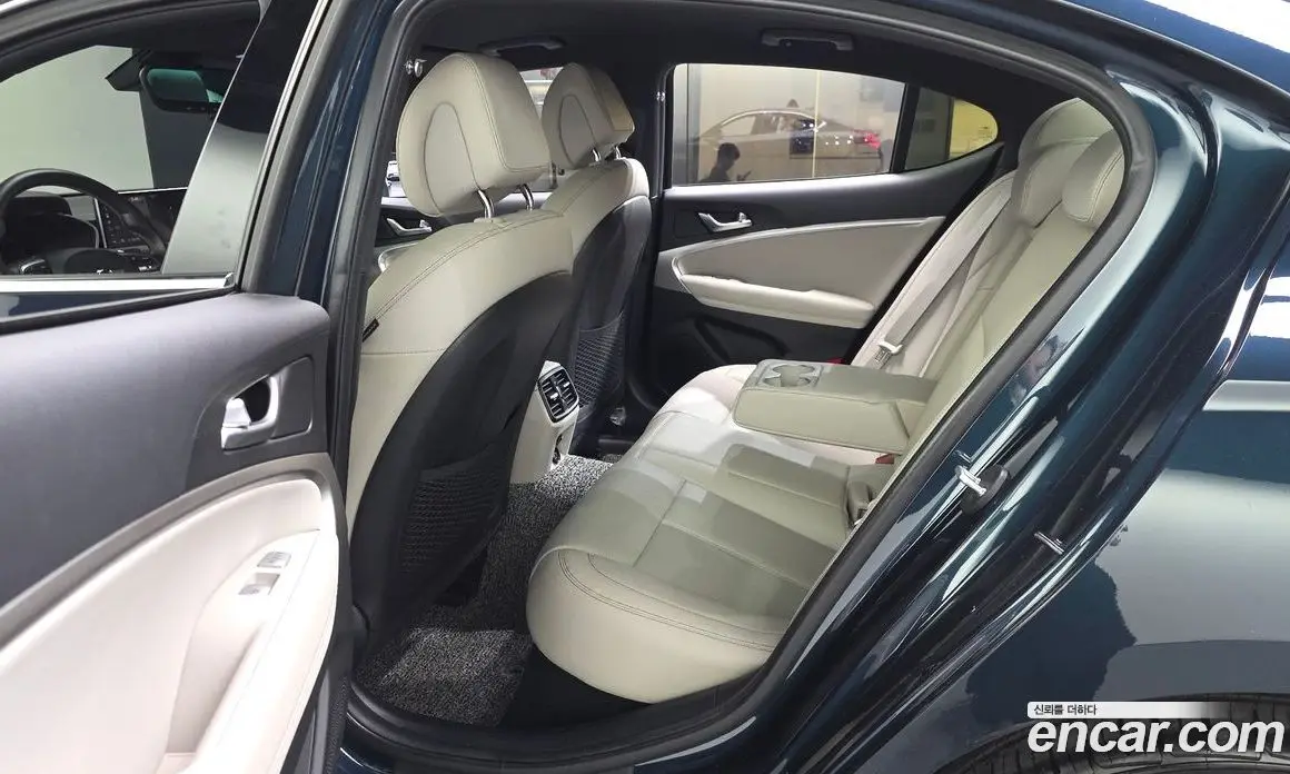 Genesis G70 2021 2.0 автомат (гидро), фото 16
