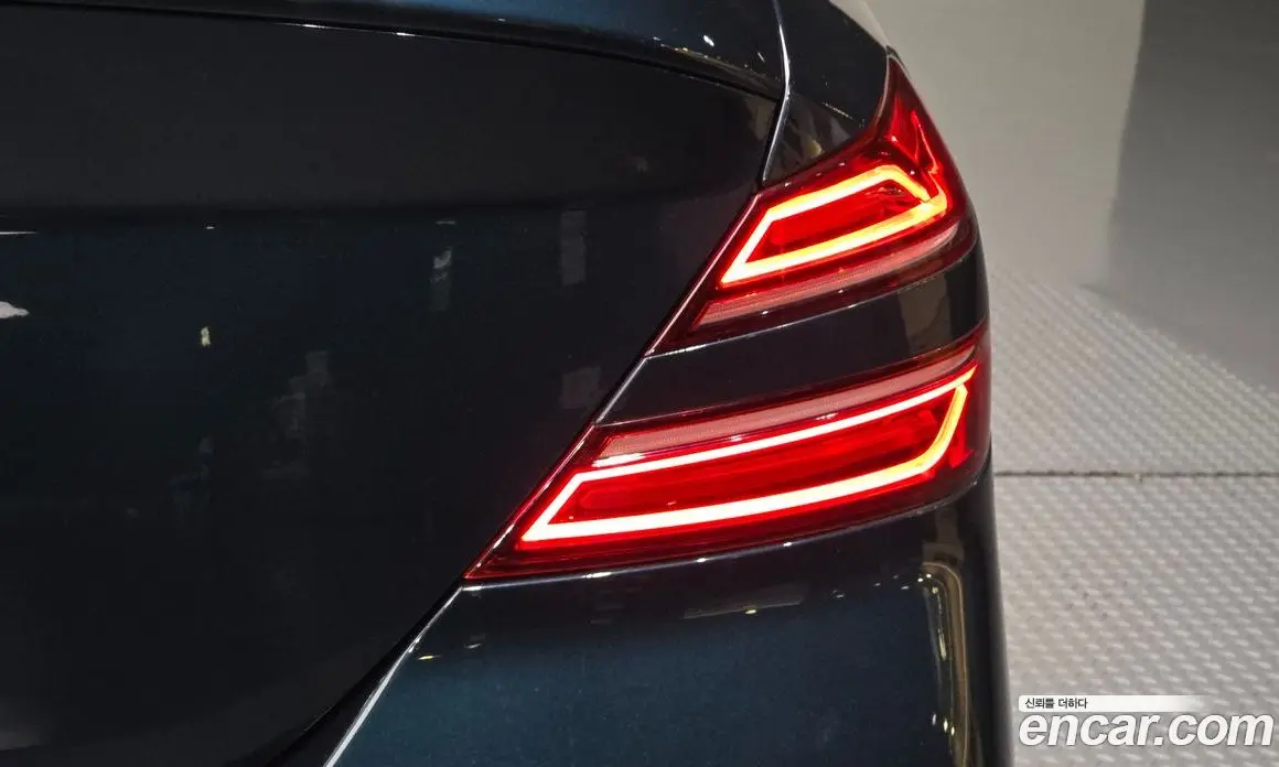 Genesis G70 2021 2.0 автомат (гидро), фото 9