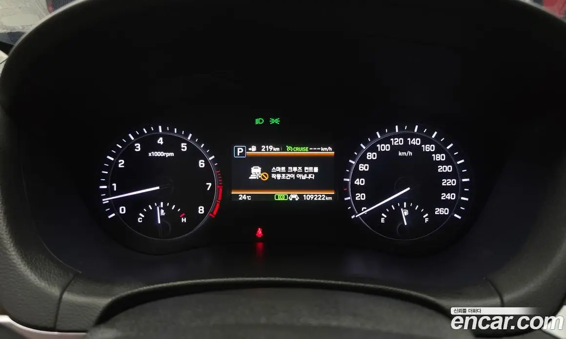 Genesis G80 2017 3.3 автомат (гидро), фото 8 Genesis G80 2017 3.3 автомат (гидро), фото 8