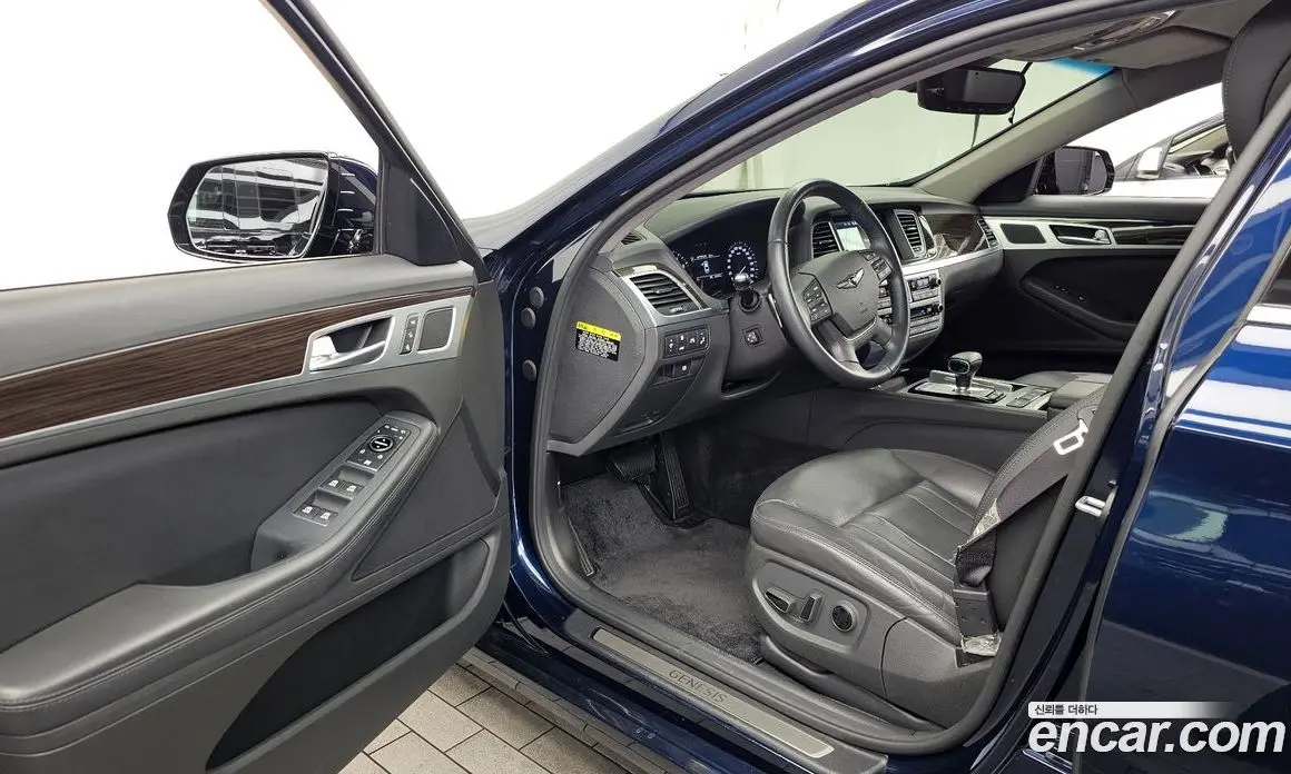 Genesis G80 2017 3.3 автомат (гидро), фото 13 Genesis G80 2017 3.3 автомат (гидро), фото 13