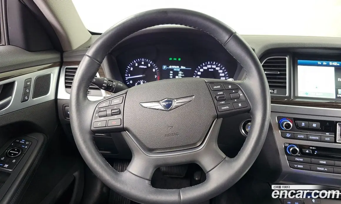 Genesis G80 2017 3.3 автомат (гидро), фото 19 Genesis G80 2017 3.3 автомат (гидро), фото 19